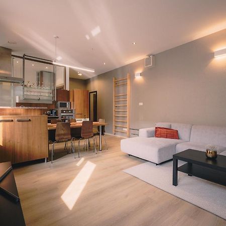 Skau Laurinska Apartment Bratislava Ngoại thất bức ảnh